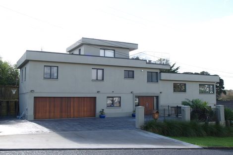 Photo of property in 80 Churchill Road, Cockle Bay, Auckland, 2014