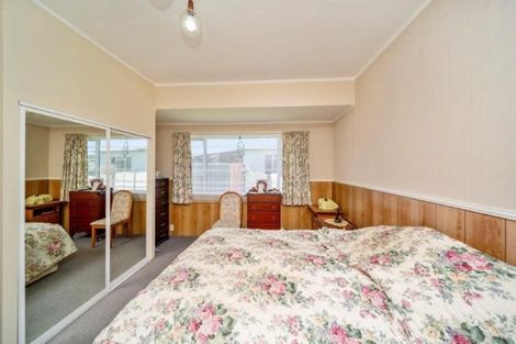 Photo of property in 55 Domett Street, Opunake, 4616