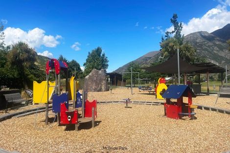 Photo of property in 3 Rere Road, Lake Hayes, Queenstown, 9304