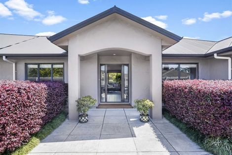 Photo of property in 16 Lockhart Place, Rototuna, Hamilton, 3210