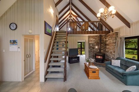 Photo of property in 36 Adamson Drive, Arrowtown, 9302