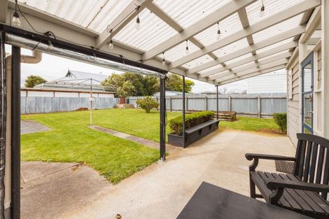 Photo of property in 33 Fitzroy Street, Terrace End, Palmerston North, 4410