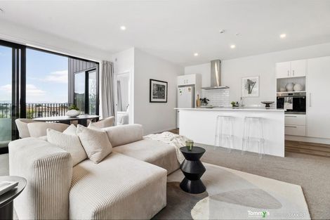 Photo of property in 301/2 Onepu Road, Kilbirnie, Wellington, 6022