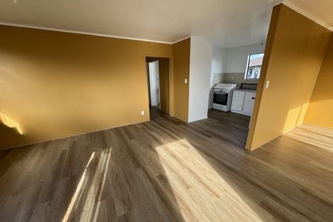 Photo of property in 1/327 Weymouth Road, Weymouth, Auckland, 2103