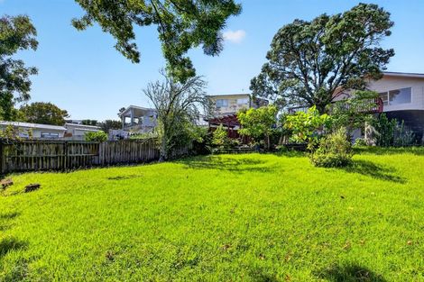 Photo of property in 86 Stanmore Bay Road, Stanmore Bay, Whangaparaoa, 0932