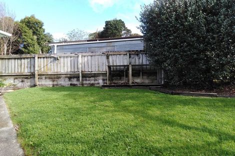 Photo of property in 11 Arde Place, Massey, Auckland, 0614