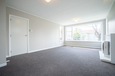 Photo of property in 655 Featherston Street, Roslyn, Palmerston North, 4414