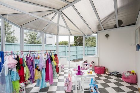 Photo of property in 108 Innes Road, St Albans, Christchurch, 8052