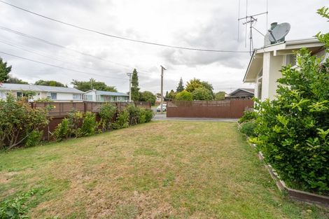 Photo of property in 6 Cricket Place, Melville, Hamilton, 3206