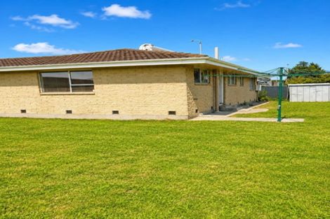 Photo of property in 2/77a Halswell Road, Hillmorton, Christchurch, 8025