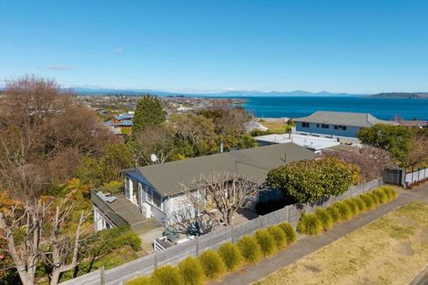 Photo of property in 73 Kurupae Road, Hilltop, Taupo, 3330