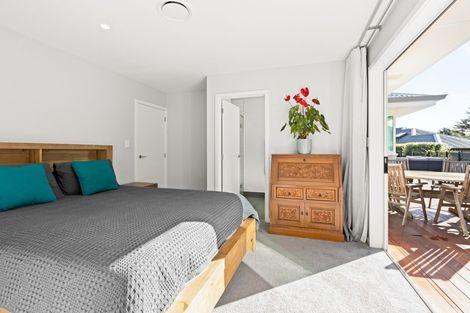 Photo of property in 8 Rochfort Road, Havelock North, 4130