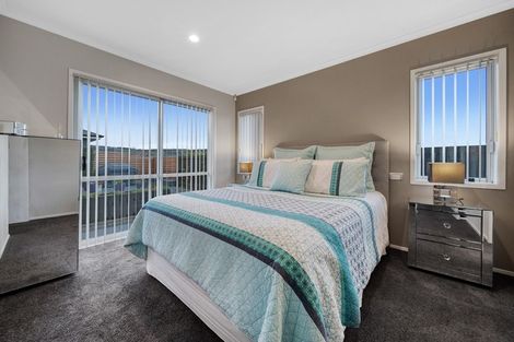 Photo of property in 30 Helenslee Road, Pokeno, 2402