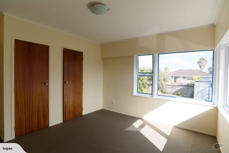 Photo of property in 2/81 Cardiff Road, Pakuranga, Auckland, 2010