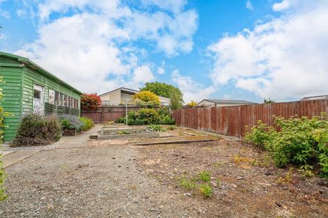 Photo of property in 22 Avenue Road, West End, Timaru, 7910