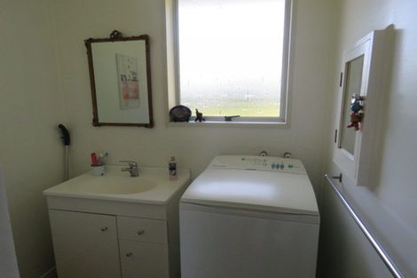 Photo of property in 37 Burnett Street, Kakanui, Oamaru, 9495