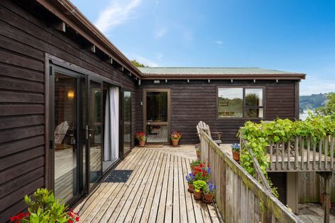 Photo of property in 32 Frances Street, Broad Bay, Dunedin, 9014