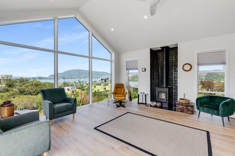 Photo of property in 17 Azimuth Road, Tairua, 3508