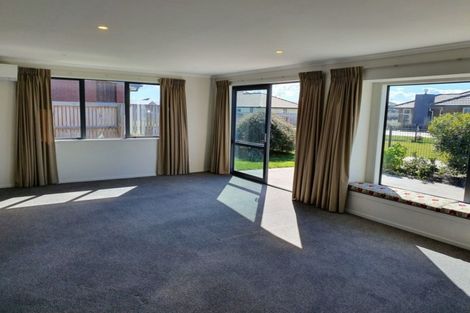 Photo of property in 40 Jarrett Terrace, Leamington, Cambridge, 3432