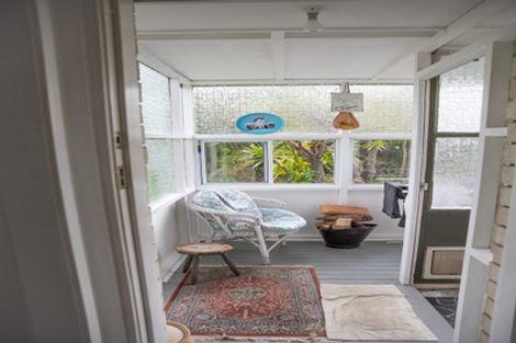 Photo of property in 3/23a Eversleigh Road, Belmont, Auckland, 0622