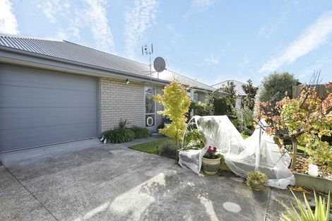 Photo of property in 12 Galatos Street, Rangiora, 7400