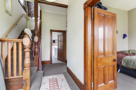 Photo of property in 30 Apuka Street, Brooklyn, Wellington, 6021