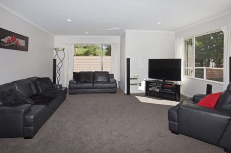 Photo of property in 3 Willow Dell, Westmorland, Christchurch, 8025