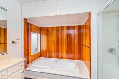 Photo of property in 42 Mccracken Avenue, Hillcrest, Hamilton, 3216