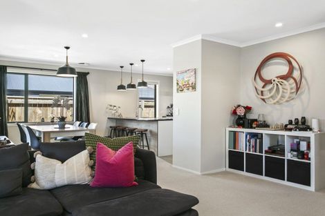 Photo of property in 28 Huka Heights Drive, Rangatira Park, Taupo, 3330