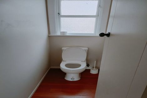 Photo of property in 27 Hollyford Avenue, Bryndwr, Christchurch, 8053