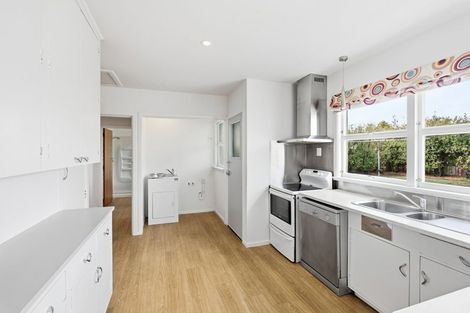 Photo of property in 28 Erica Street, Papanui, Christchurch, 8053