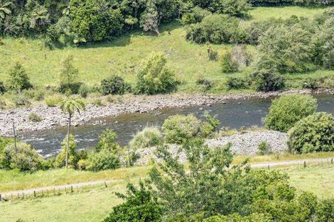 Photo of property in 5c Lindaver Grove, Merrilands, New Plymouth, 4312