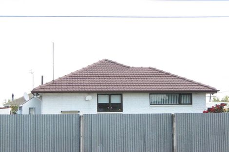 Photo of property in 15 Tomrich Street, Aranui, Christchurch, 8061
