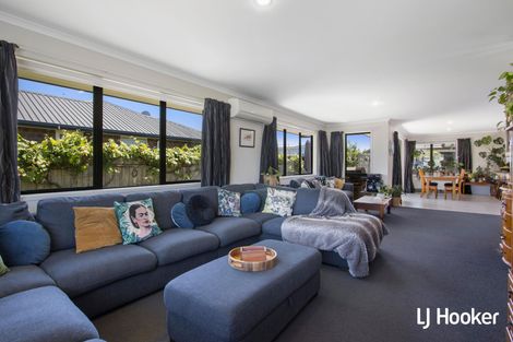 Photo of property in 32 Reel Road, Athenree, Waihi Beach, 3611