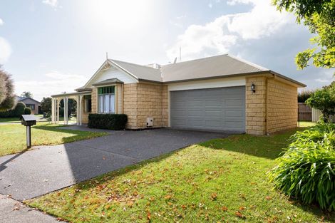 Photo of property in 14 Alconbury Drive, Rototuna North, Hamilton, 3210