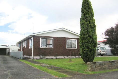 Photo of property in 8 Andrew Street, Feilding, 4702
