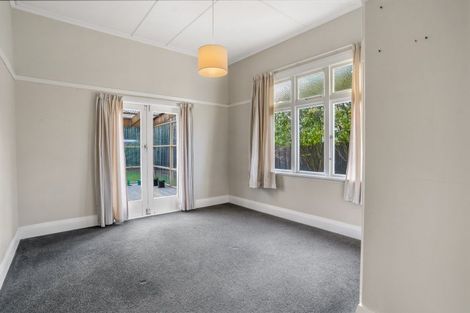 Photo of property in 24 Queen Street, Winton, 9720