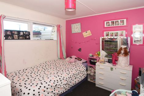 Photo of property in 43 Hillcrest Street, Solway, Masterton, 5810