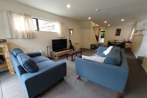 Photo of property in 1/2 Malcolm Lane, Thorndon, Wellington, 6011