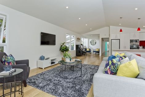 Photo of property in 34 Sylvia Road, Hillcrest, Auckland, 0627