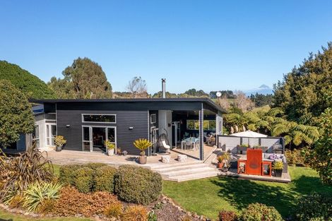 Photo of property in 418 Kaipikari Road, Urenui, 4375