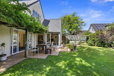 Photo of property in 1/20 Willoughby Street, Woburn, Lower Hutt, 5010