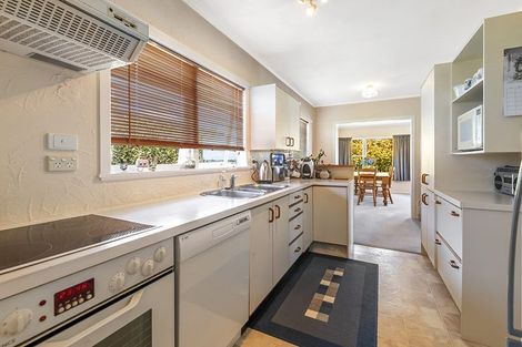 Photo of property in 23 Ellesmere Crescent, Pakuranga Heights, Auckland, 2010