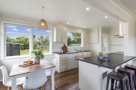 Photo of property in 40 Francis Road, Paraparaumu Beach, Paraparaumu, 5032
