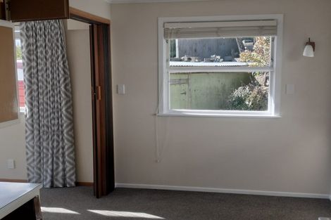 Photo of property in 79 Beazley Avenue, Paparangi, Wellington, 6037