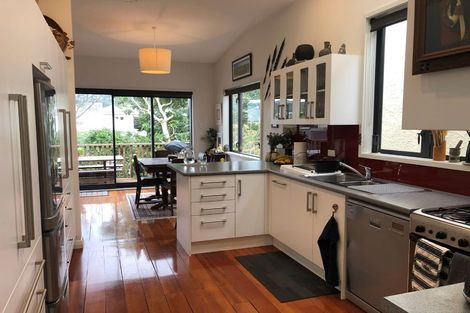 Photo of property in 28 Hiropi Street, Newtown, Wellington, 6021