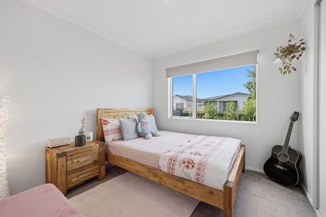 Photo of property in 2 Kutukutu Street, Takanini, 2112