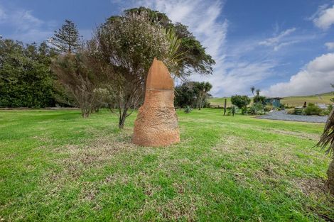 Photo of property in 11 Alcemene Lane, Baylys Beach, Dargaville, 0377