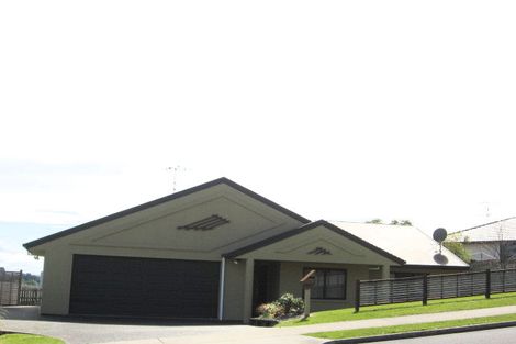 Photo of property in 76 Village Park Drive, Welcome Bay, Tauranga, 3112