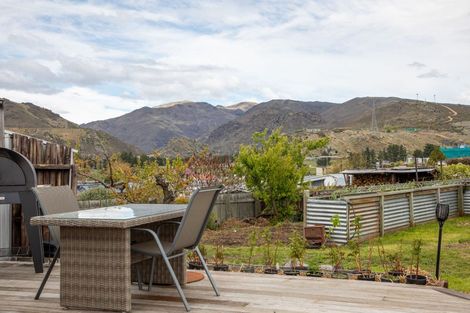 Photo of property in 60 Donegal Street, Cromwell, 9310